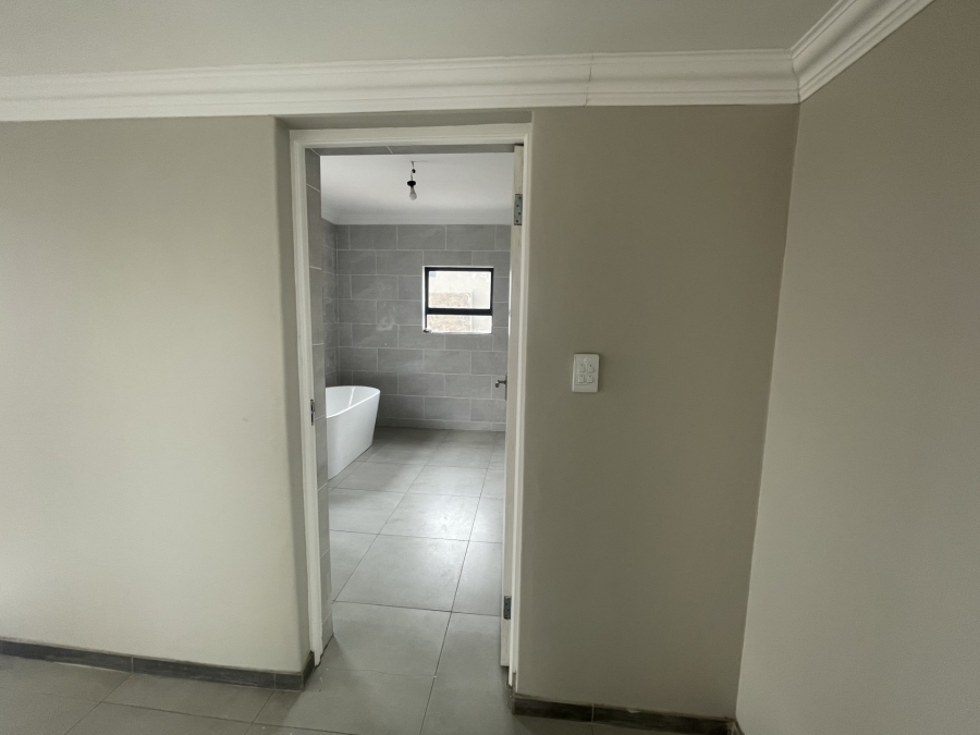 4 Bedroom Property for Sale in Wild Olive Estate Free State